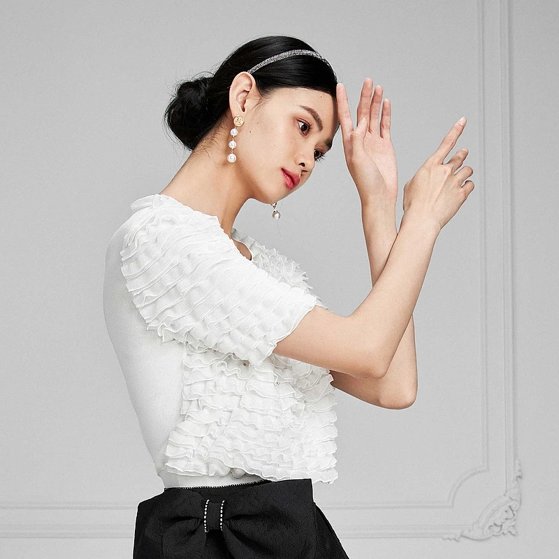 【晨粉专享价】云朵设计感打底衫奢雅派对气质温柔-MJFA01KPR412W11