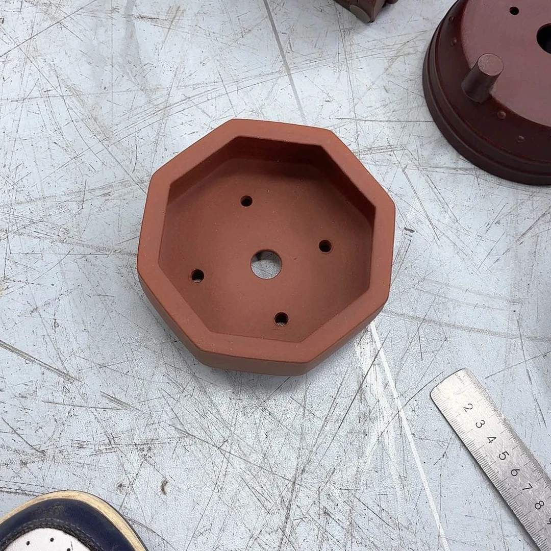 紫砂花盆紫砂的味道真的是