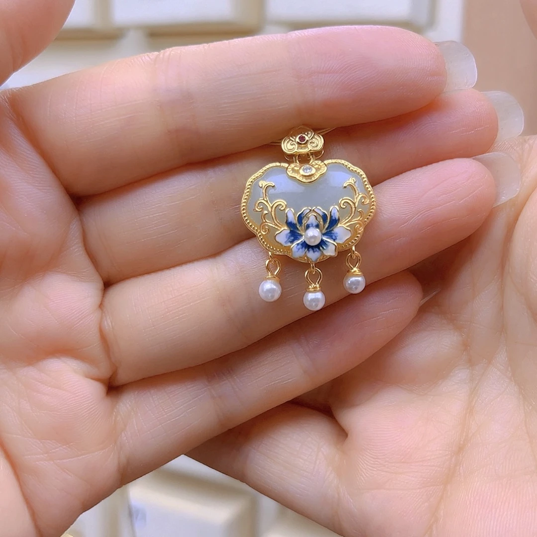 和田玉银S925镀金镶嵌颈饰