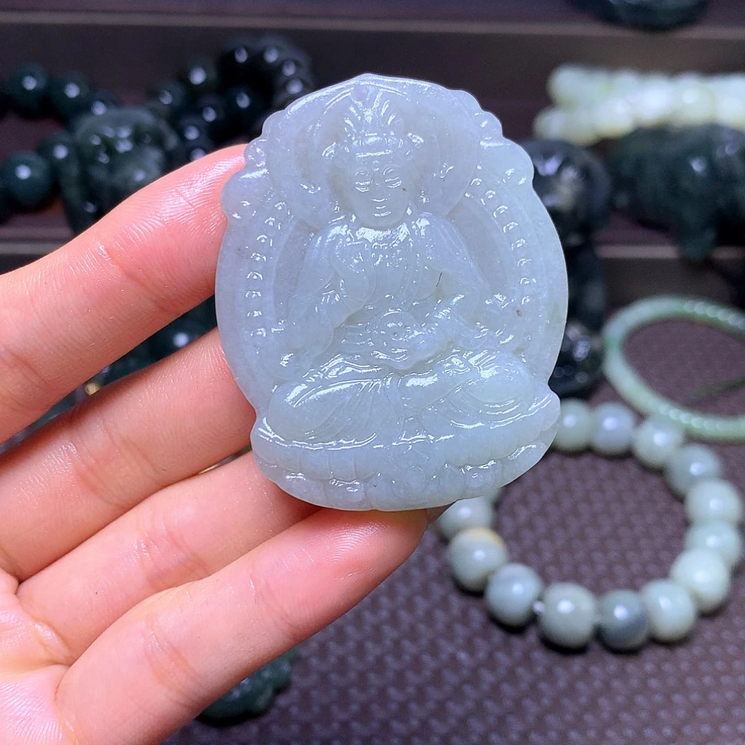 颈饰未镶嵌和田玉