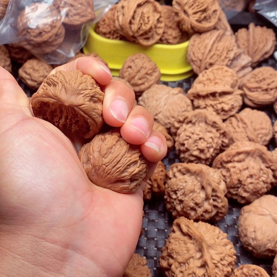 吊坠桃核欢*文玩核桃