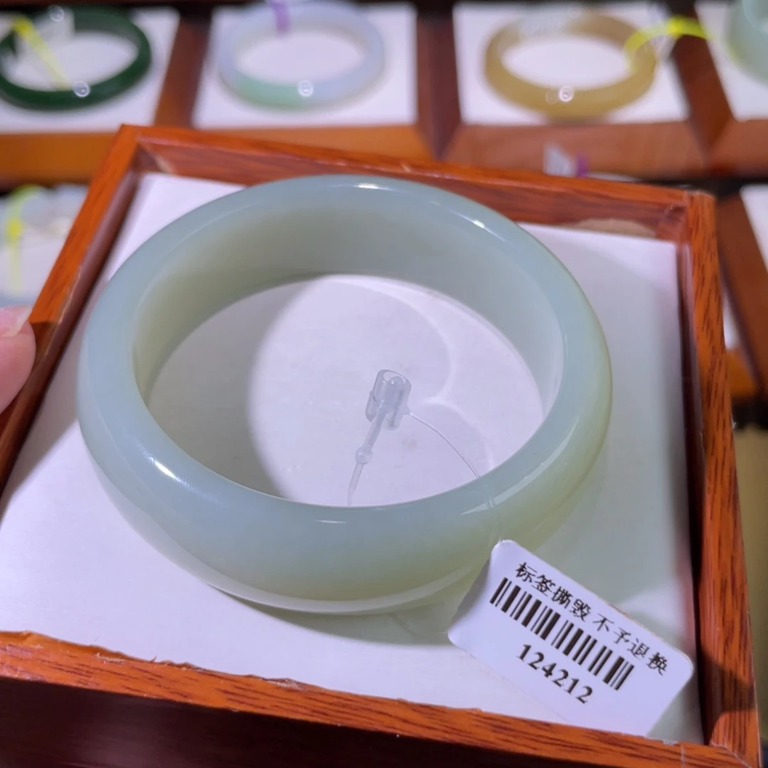 和田玉手镯未镶嵌55