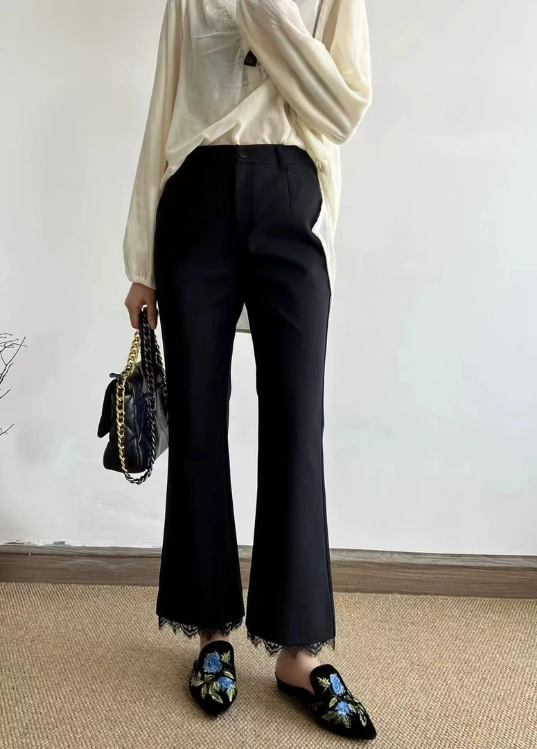 2560 显瘦蕾丝拼接微喇叭裤九分休闲裤春季新款