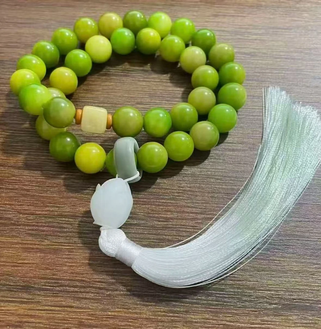 STJ010-绿飘花菩提双圈手持12mm+跑环（无礼盒）