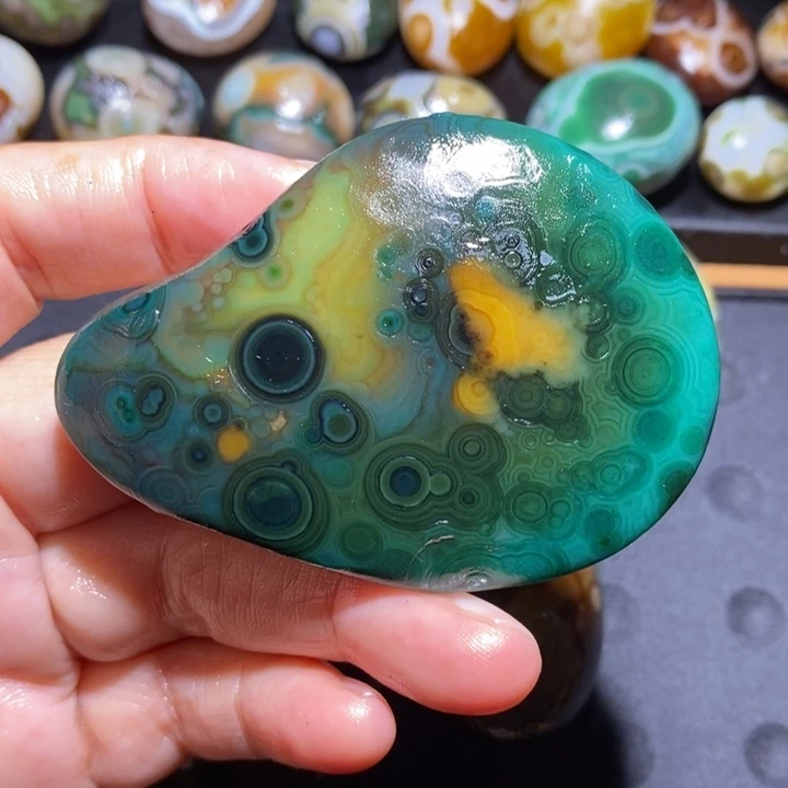 未镶嵌玛瑙/玉髓珠宝半成品93