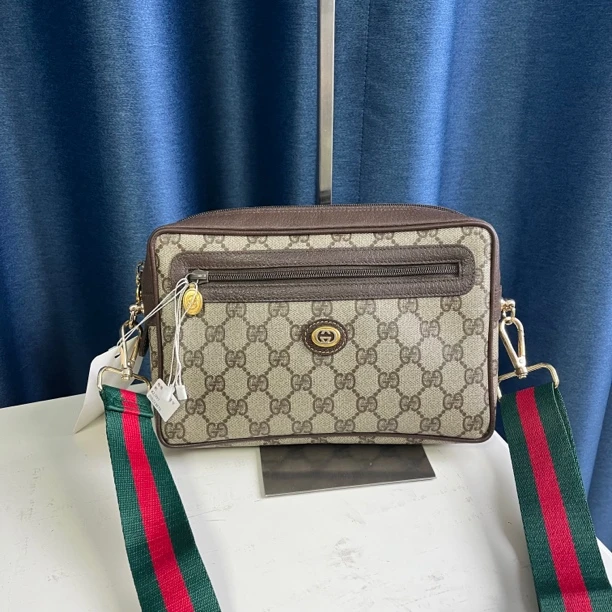 95新 GUCCI/古驰 暮野奢品/古驰斜挎包/23078