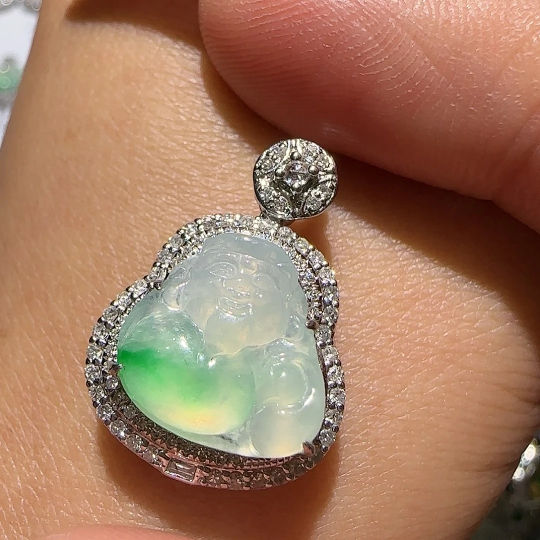 【闪购商品】颈饰18K金镶嵌翡翠天然