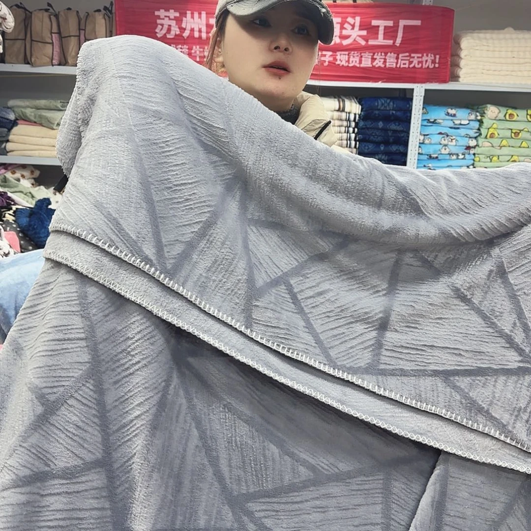 羊驼毛200.230高货雕花毯，有针眼瑕疵