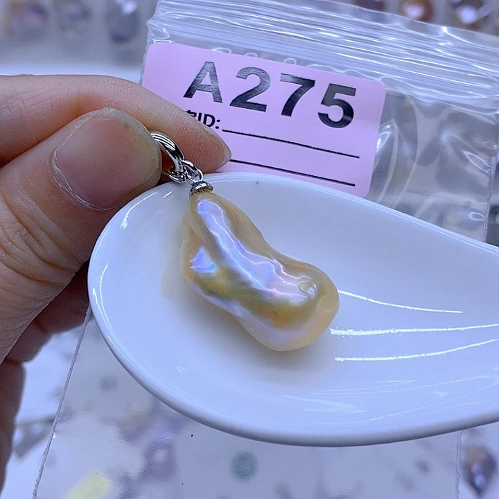 颈饰未镶嵌淡水珍珠