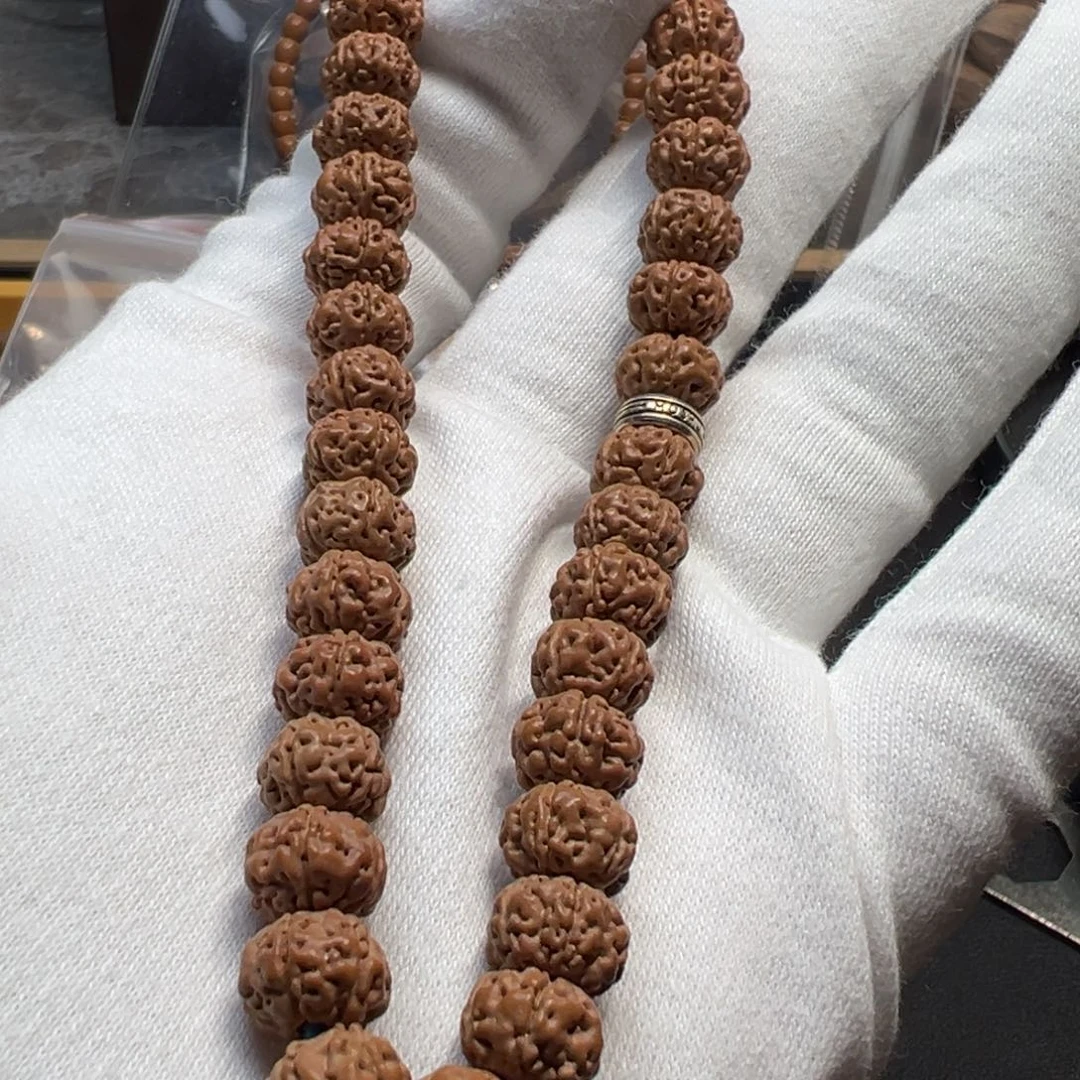 吊坠橄榄核老树王小金刚9.3