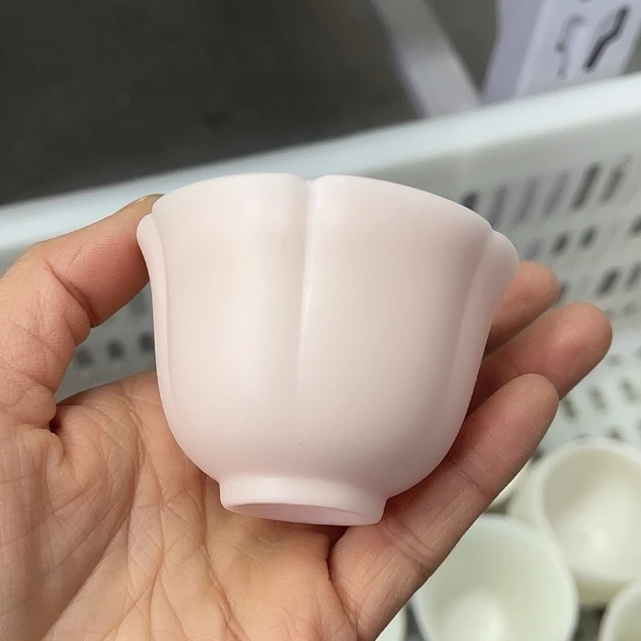 福利待遇多多哦哦哦