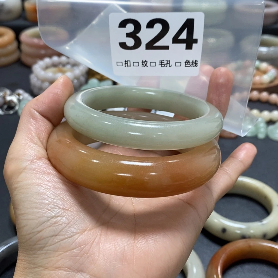 石英质玉手镯未镶嵌小*