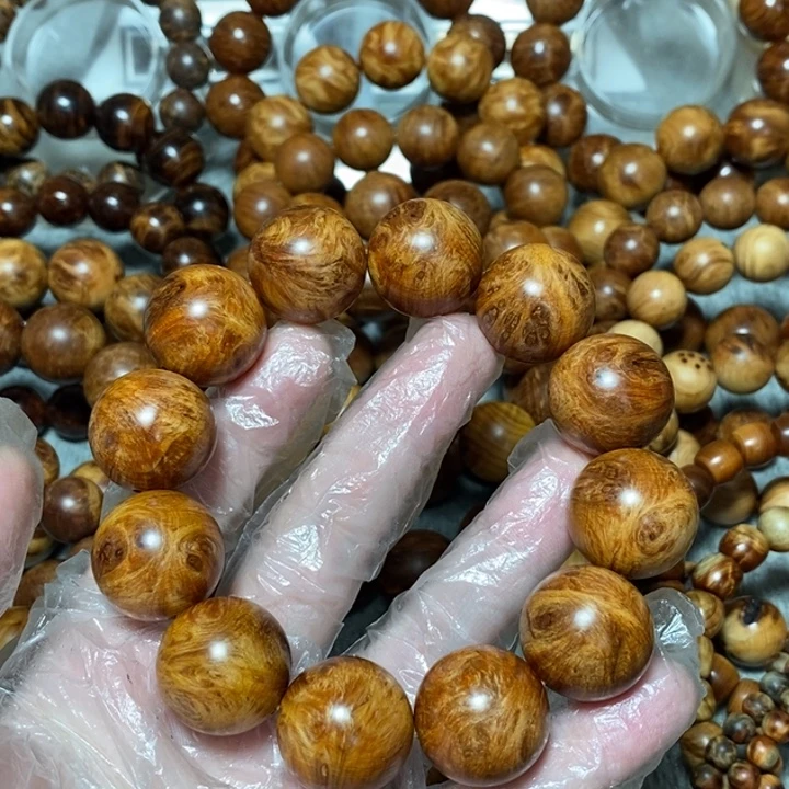 s***柏木（崖柏）太行崖柏雪花变异瘤2.0