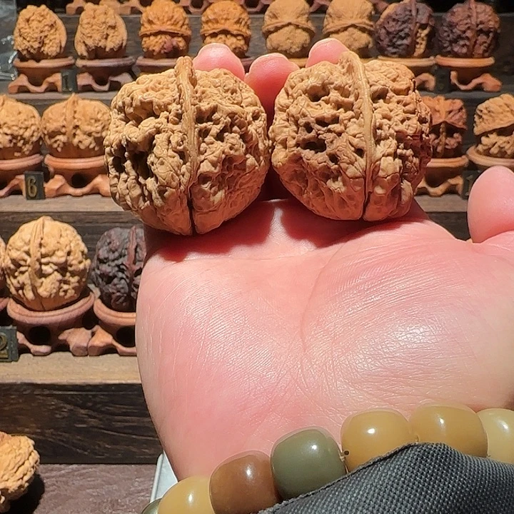 核桃经典名款金刚佛手44尺