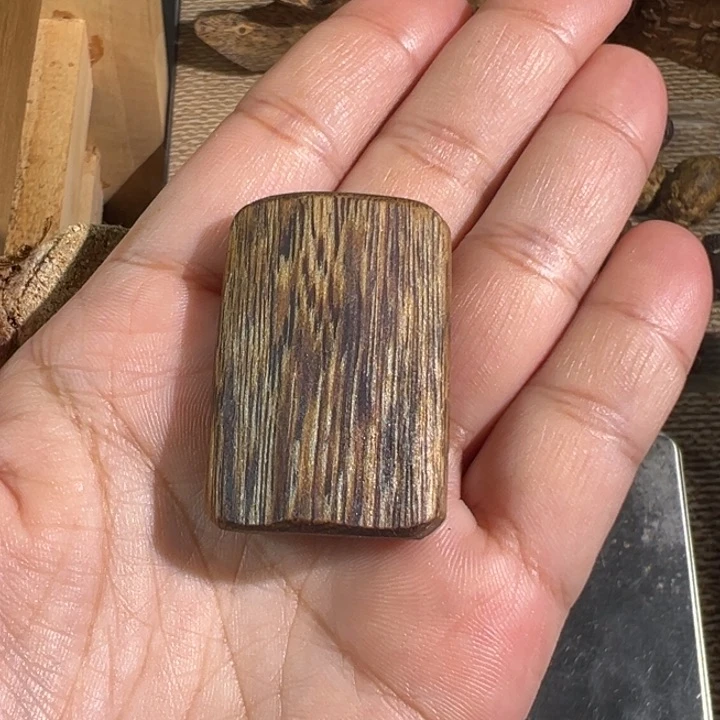 吊坠沉香白棋楠沉香吊坠6.3克