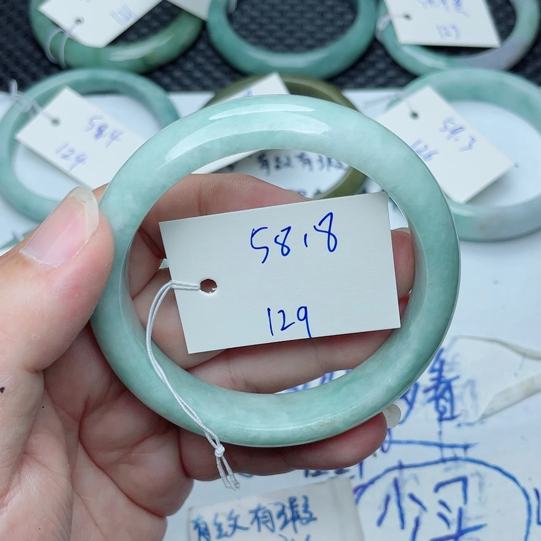 未镶嵌手镯翡翠翡翠手镯129