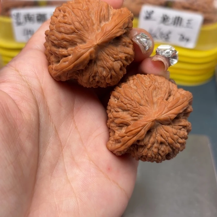 文玩核桃吊坠45-31822-02