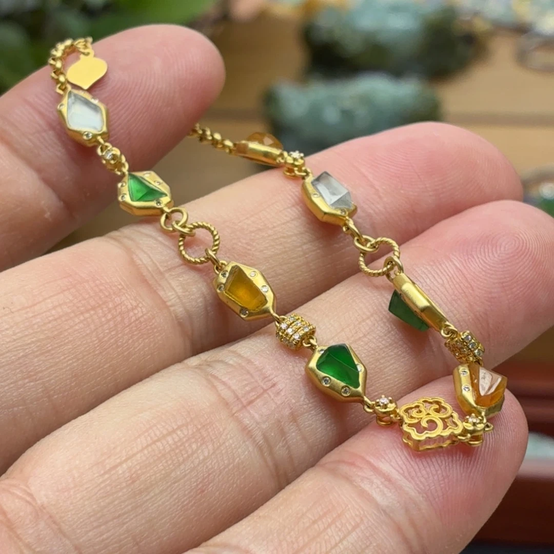 翡翠18K金镶嵌手链