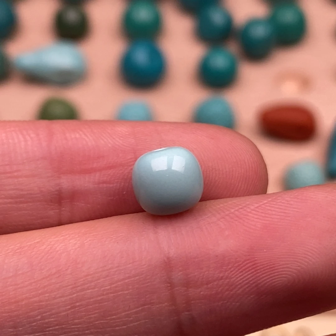 绿松石配饰未镶嵌