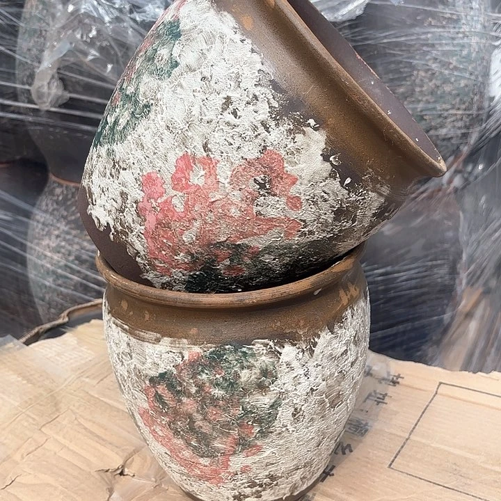 红陶油画两个口径20高度20