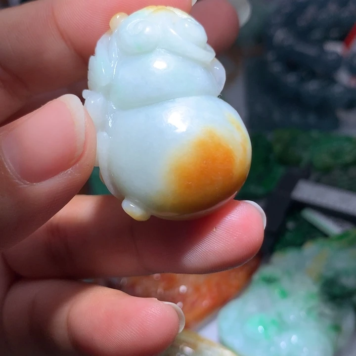 翡翠颈饰未镶嵌保真天然A货翡翠