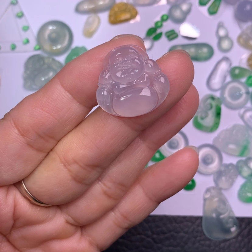 【闪购商品】翡翠颈饰未镶嵌虹*儿佛