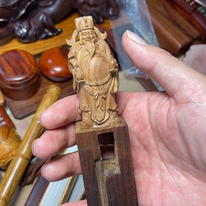黄花梨/降香黄檀财神