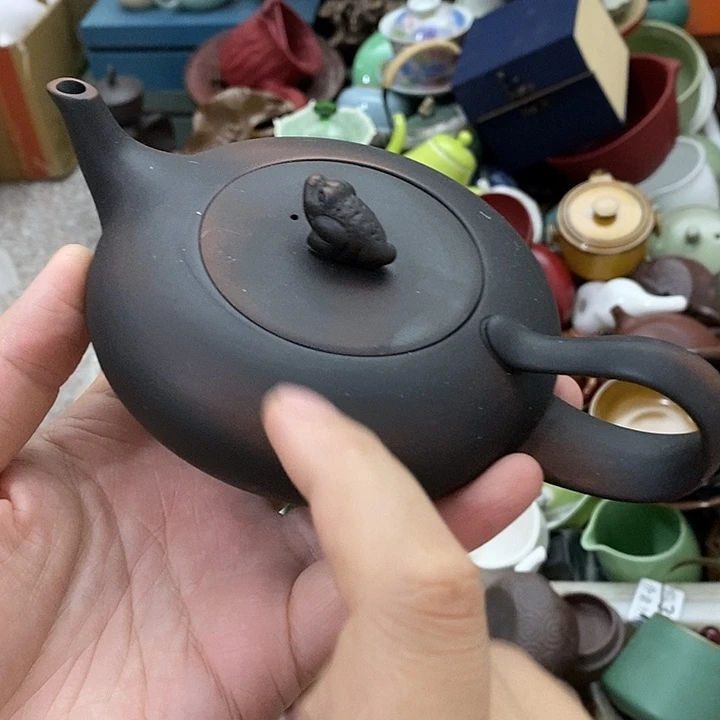 陶瓷艺术品及陶瓷壶壶