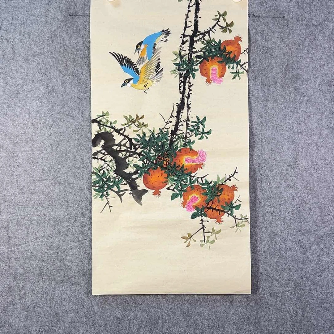 国画217 花鸟在树丛的顶端鸣叫叫声响