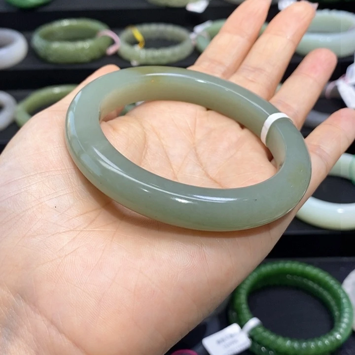 和田玉手镯60圈口53未镶嵌