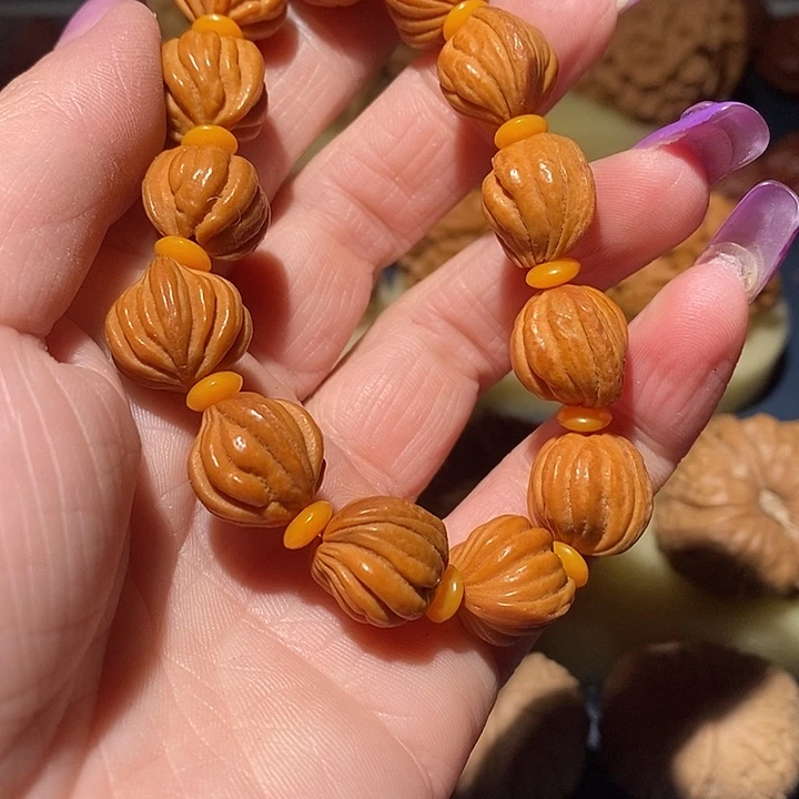 大叶紫檀（黑酸枝木类）