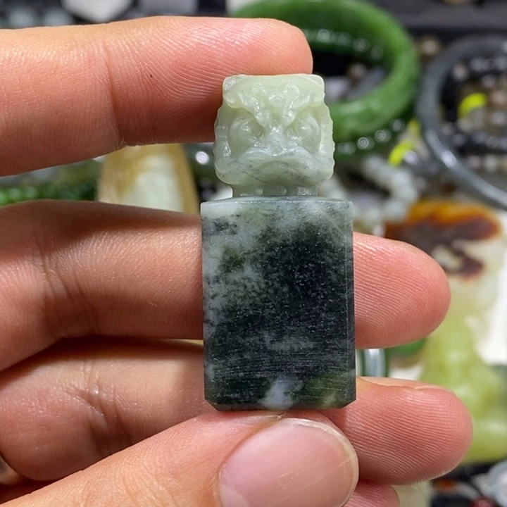 和田玉（糖玉）未镶嵌车挂