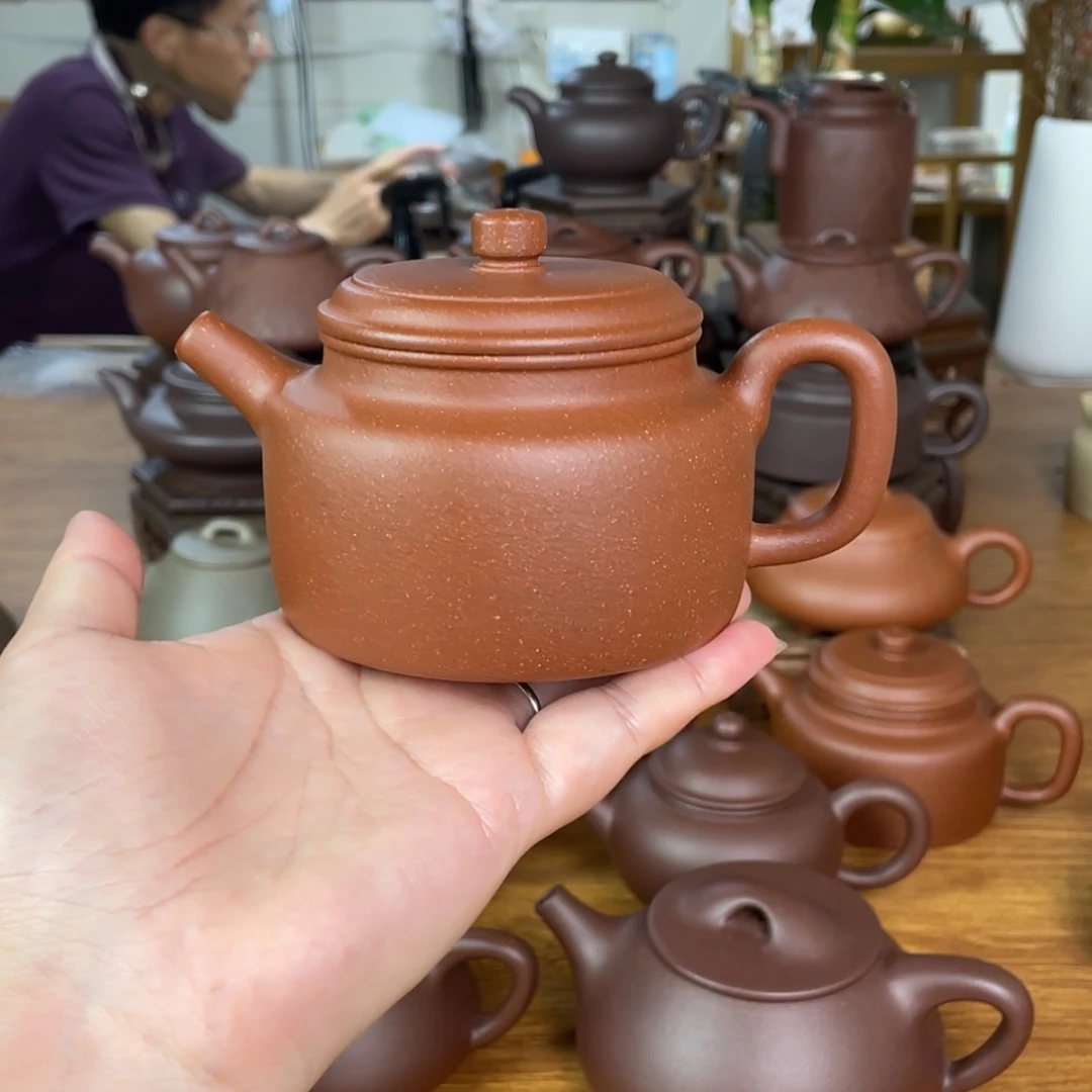 【闪购商品】茶壶紫砂半手工红降坡德钟壶～容量：240