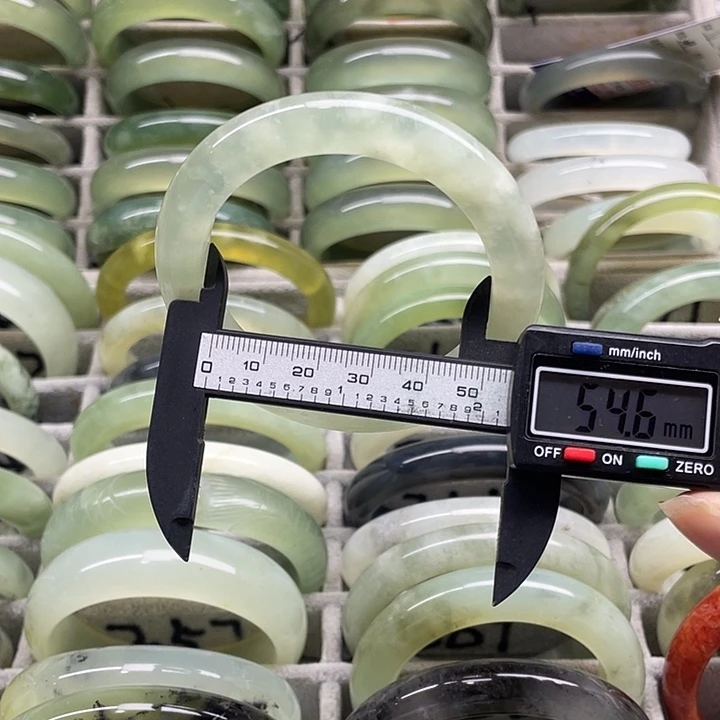 未镶嵌蛇纹石玉手镯280