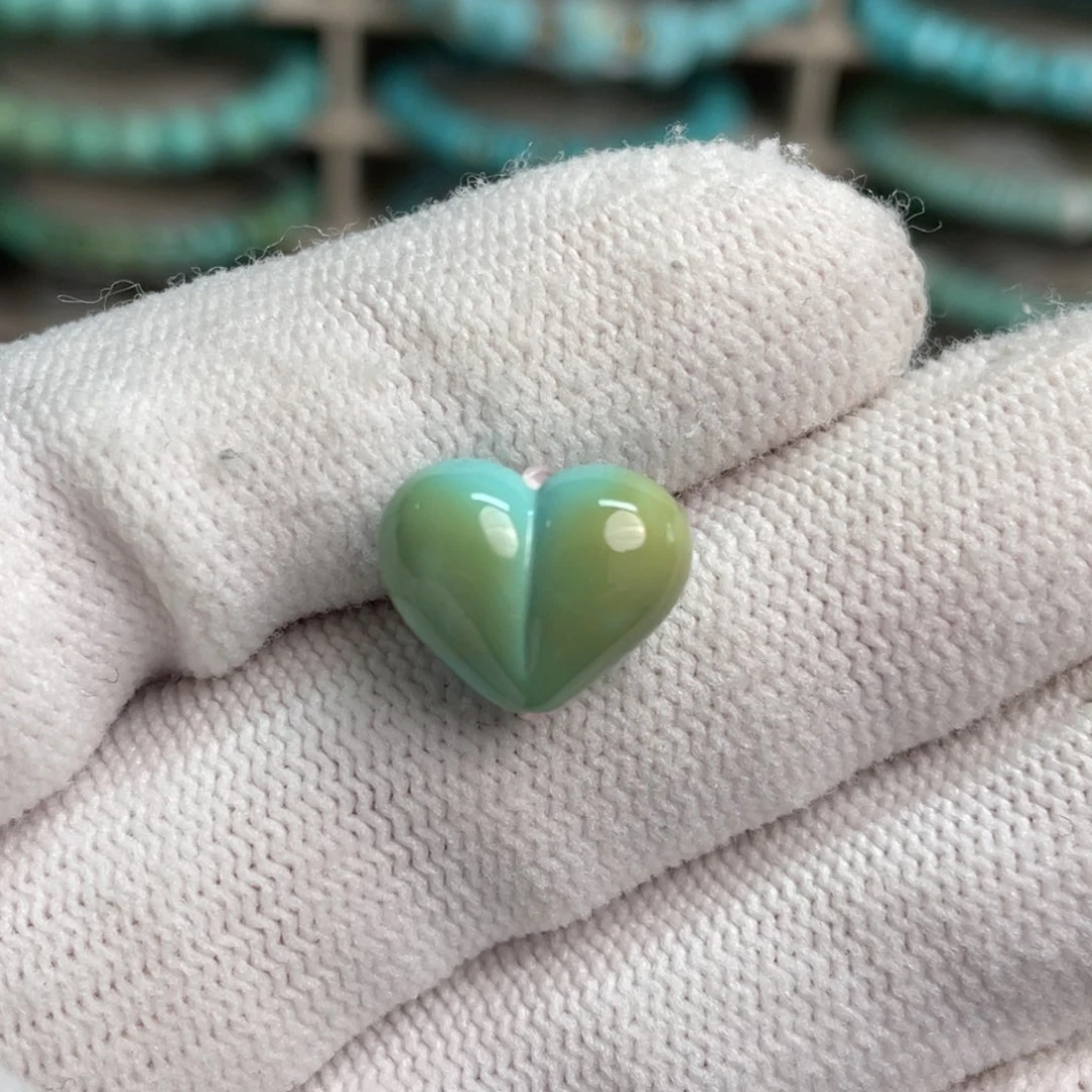 绿松石未镶嵌屁桃6