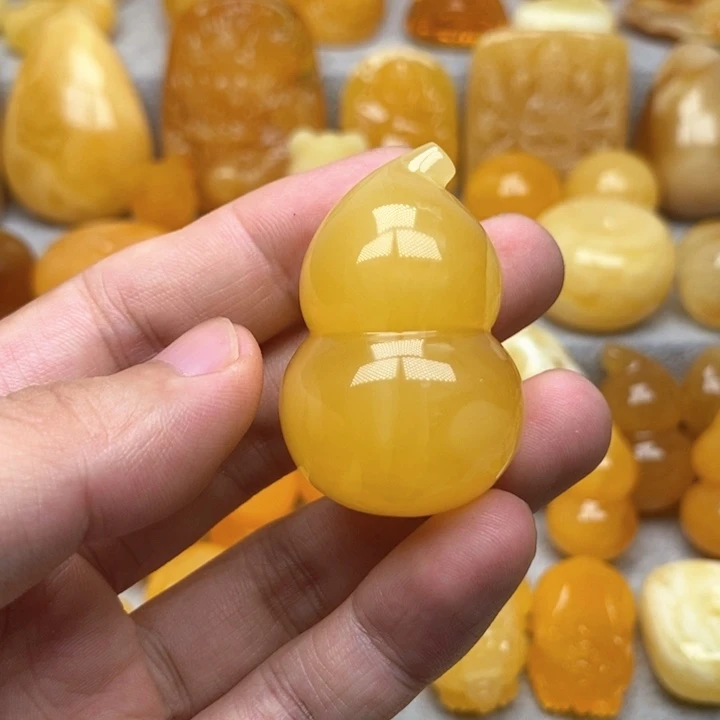 未镶嵌颈饰琥珀琥珀蜜蜡吊坠