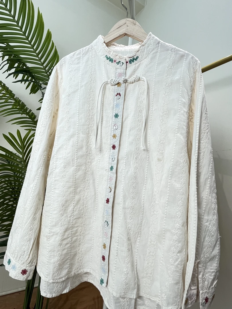 【新中式盘扣重工刺绣棉纱衬衫】9374