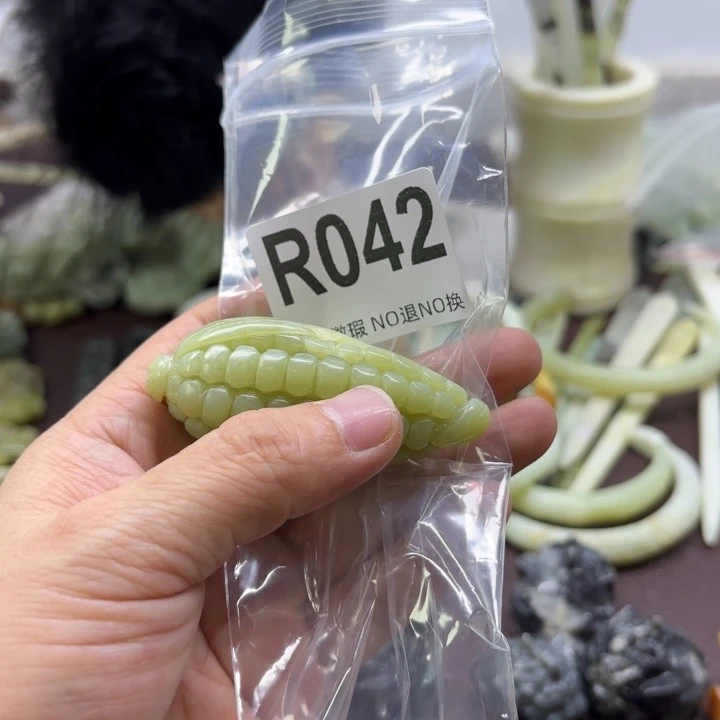 蛇纹石玉发饰合金若*