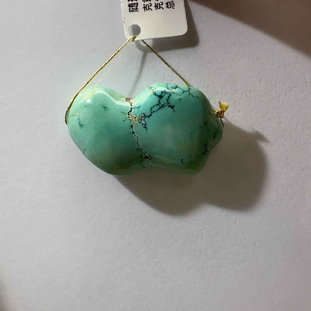 绿松石未镶嵌挂件