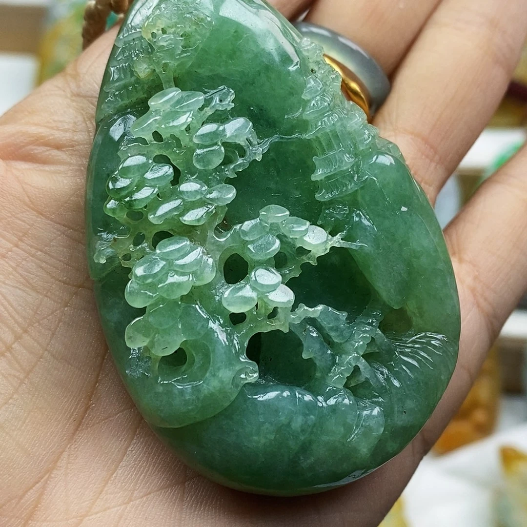 翡翠未镶嵌颈饰翡翠