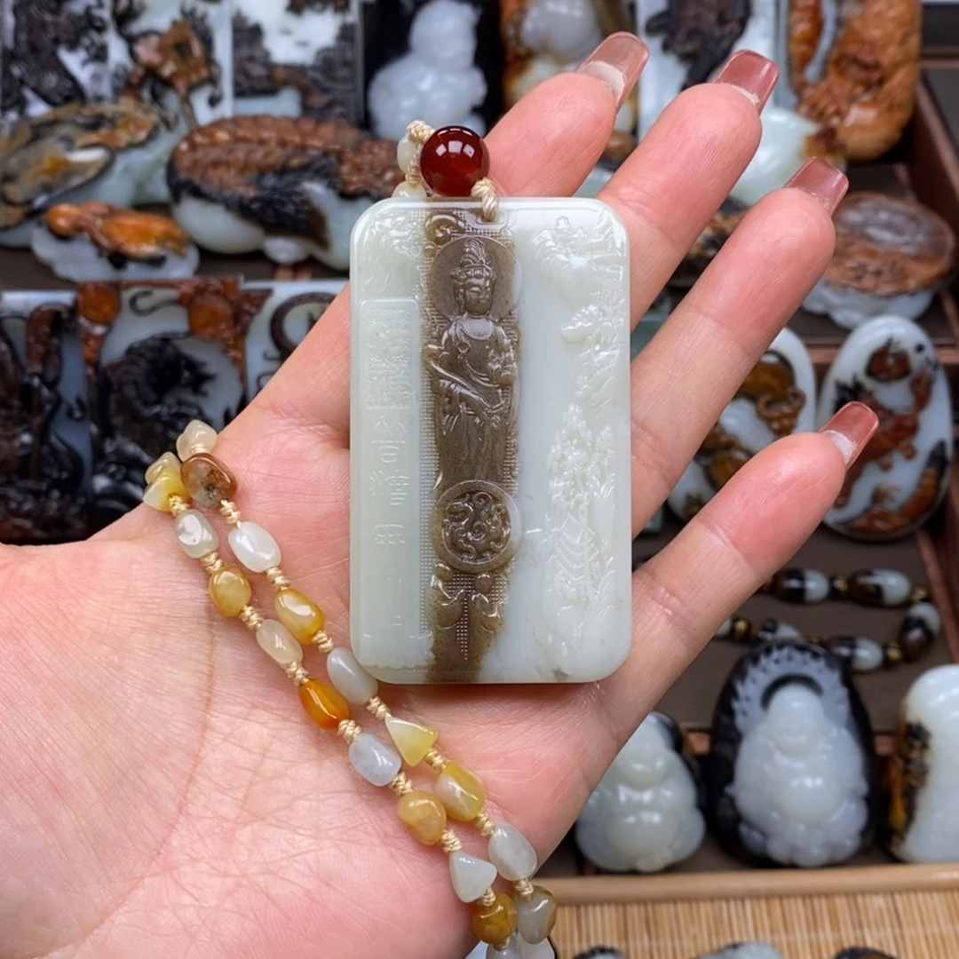 颈饰未镶嵌和田玉