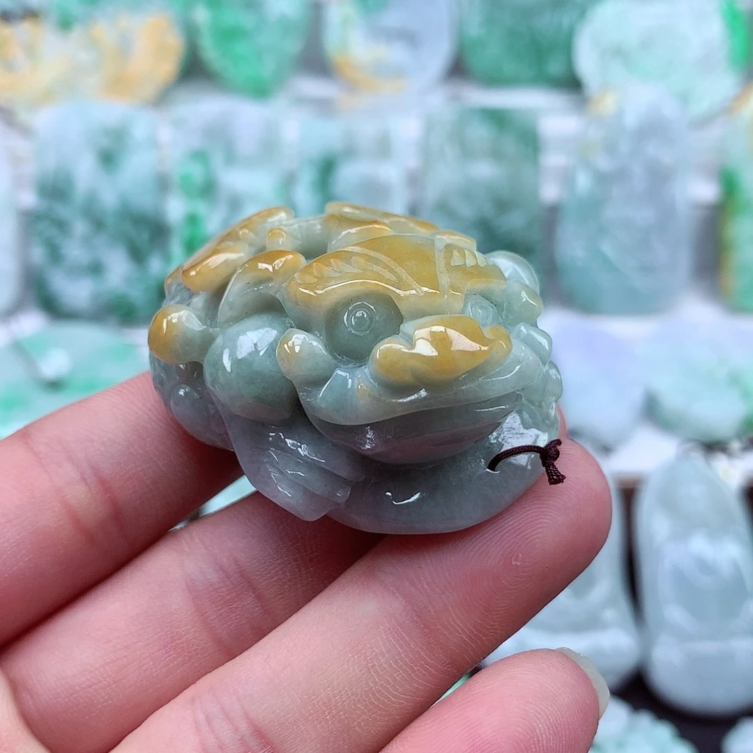 翡翠未镶嵌颈饰翡翠吊坠
