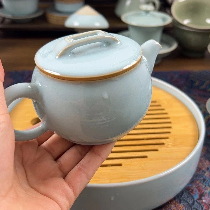 瓷壶天青釉釉水汉瓦壶微瑕