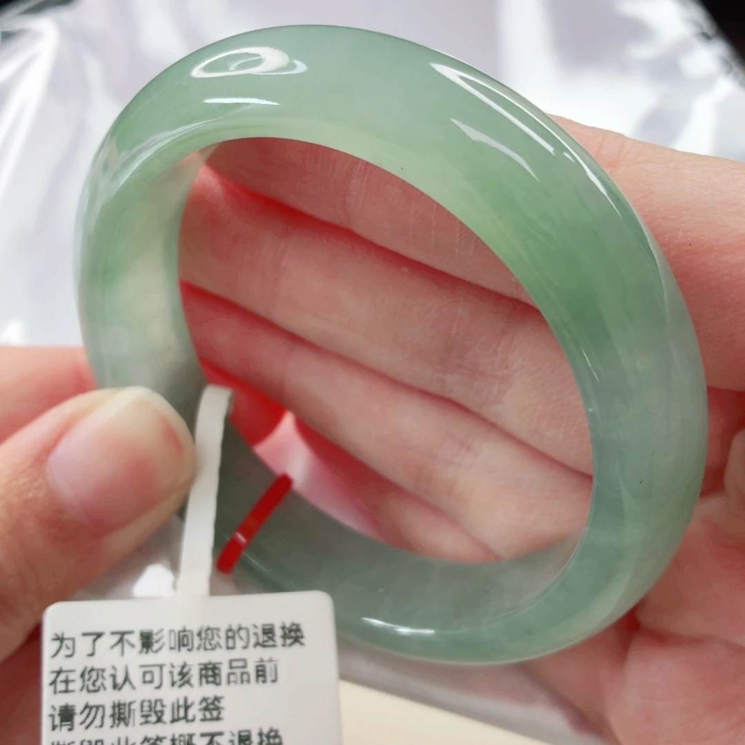 翡翠未镶嵌手镯53.1圈x249