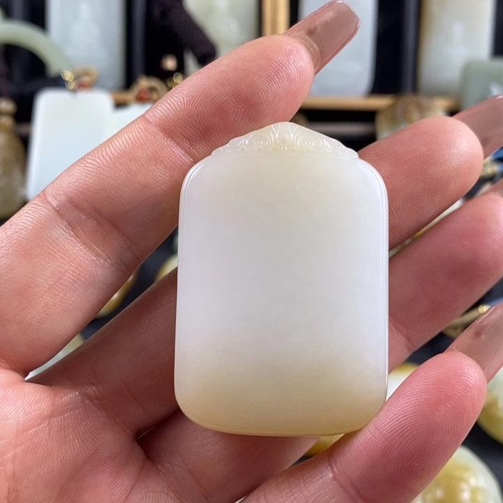 和田玉挂件未镶嵌三**九