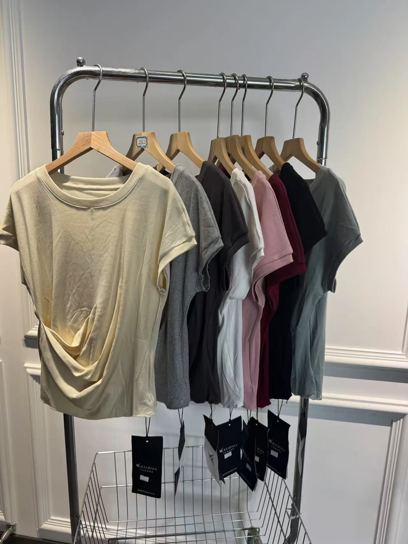 新款时尚百搭T恤 YT7434