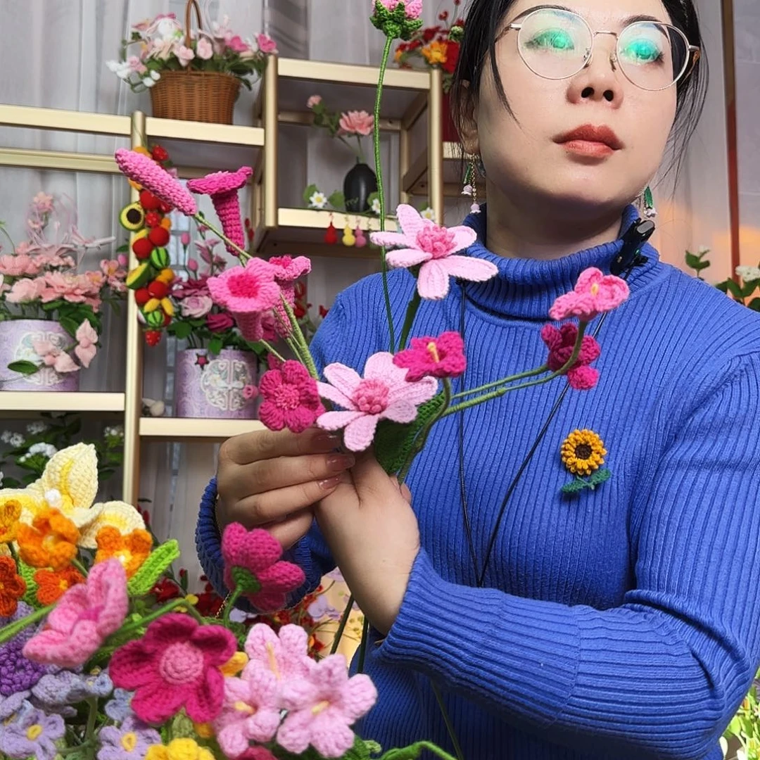 手工钩织设计花束