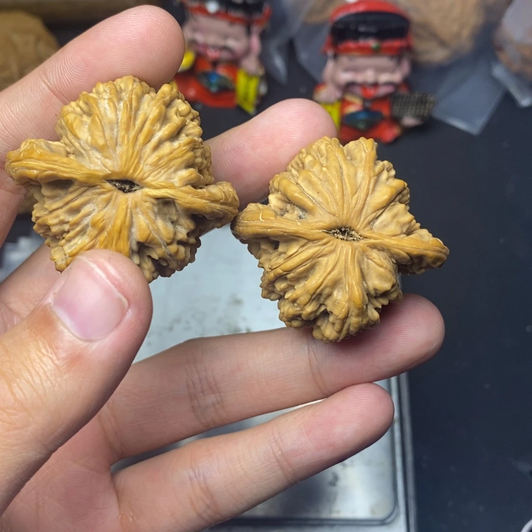 吊坠文玩核桃40矮壮虎头