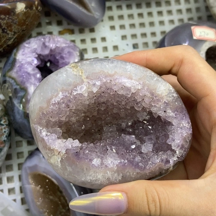 未镶嵌水晶珠宝半成品晶洞