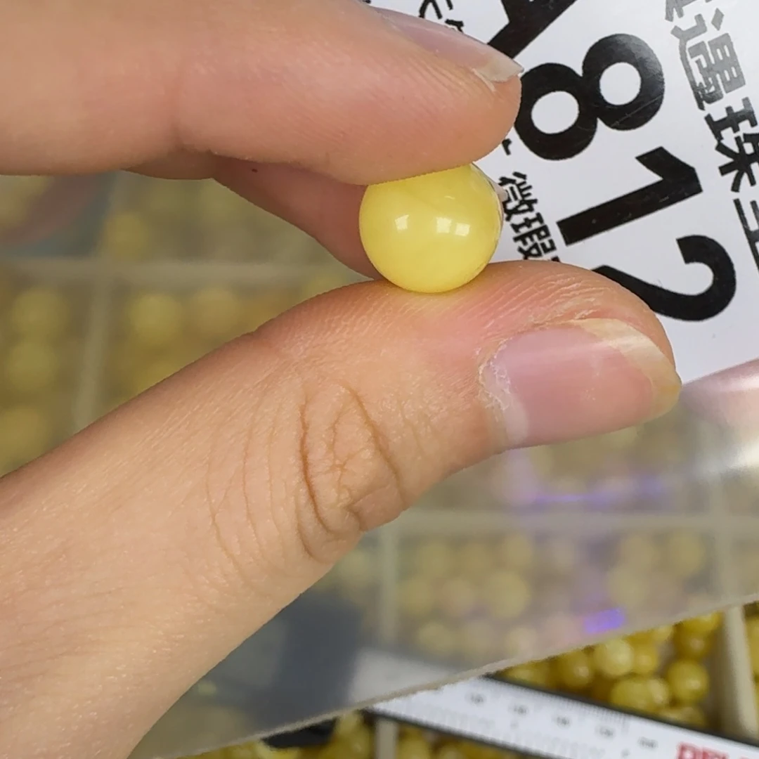 未镶嵌琥珀珠宝奇石微瑕